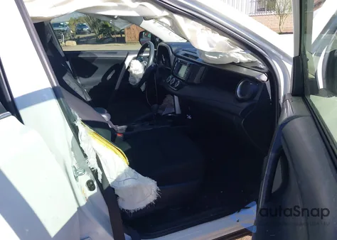 2017 Toyota Rav4 Le из США, поврежденный, VIN JTMZFREV7HJ709271